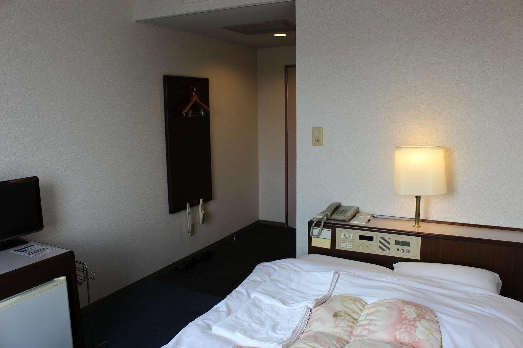 Hotel Higashihiroshima Hills Saijo Exterior foto